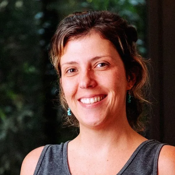 Juliana Gola, Marketing